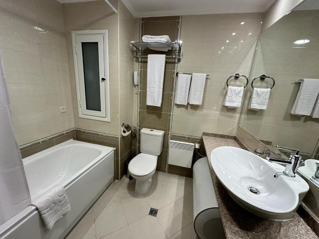 Luxury In Downtown Residential Complex